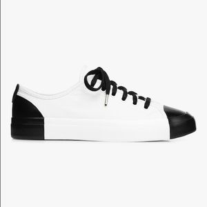 The office of Angela Scott El Capitan sneaker  nwot